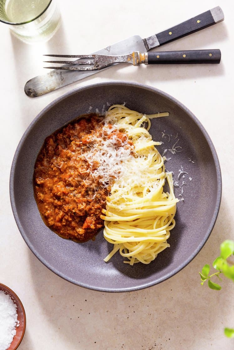 Quick pasta bolognese