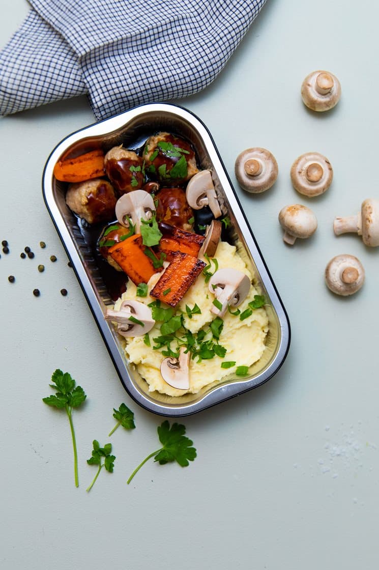 Kyllingekødboller coq au vin