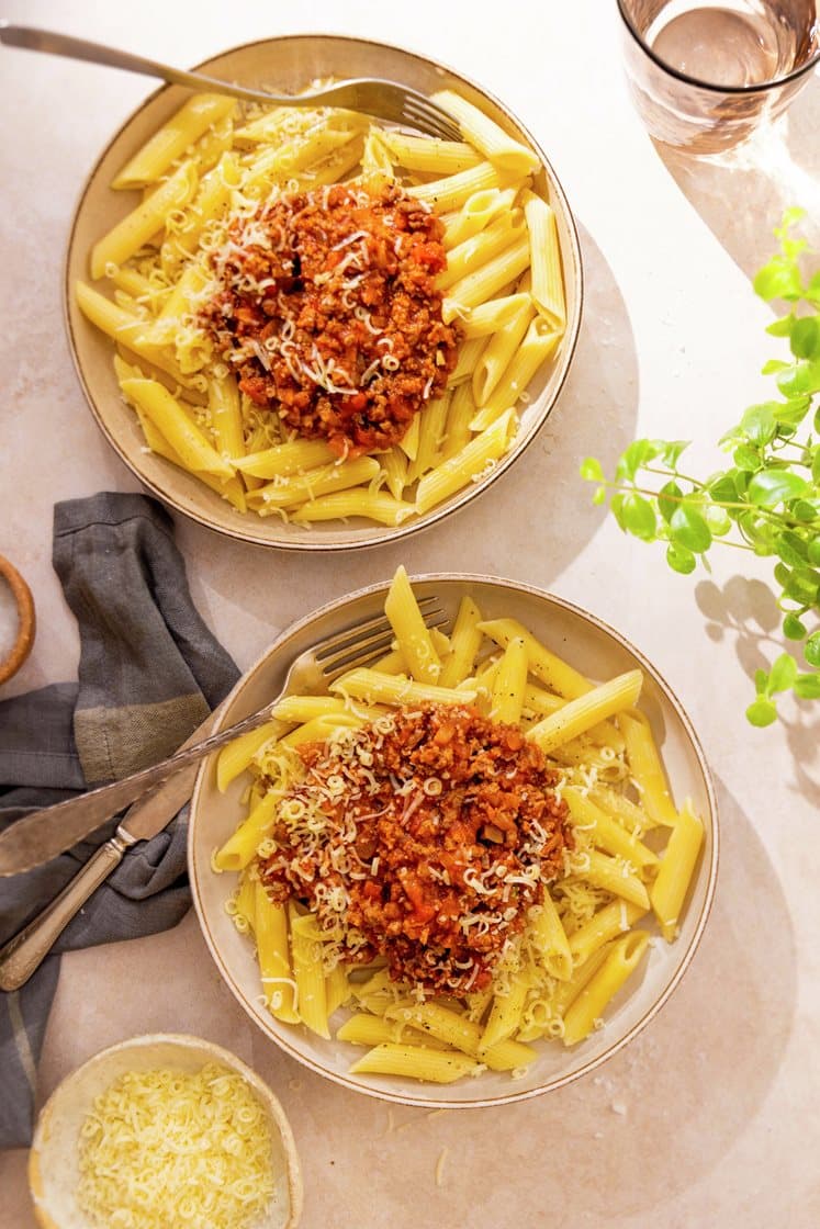 Quick pasta bolognese