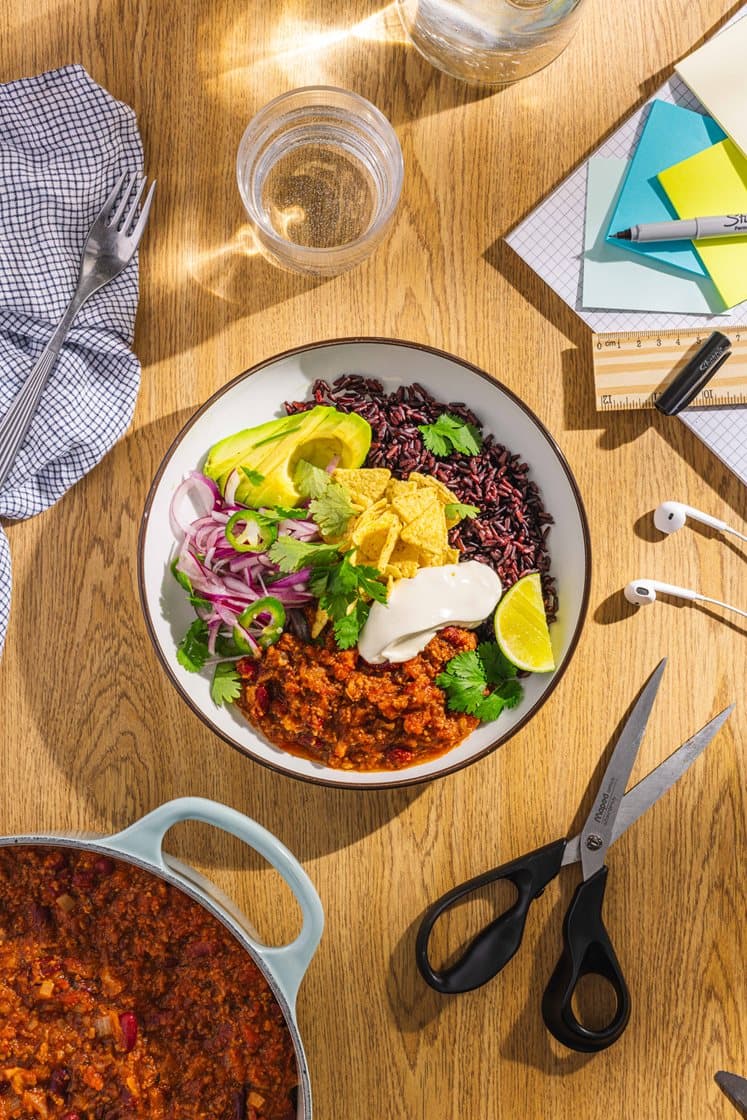 Quick black ricebowl med færdiglavet chili con carne